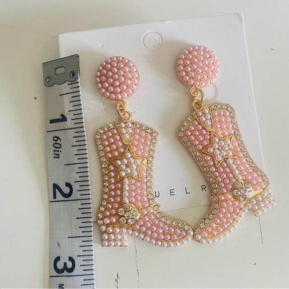 NEW Western Cowgirl Boots Beaded Dangle Earrings - Picture 2 of 2